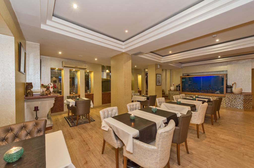 Beyaz Kugu Hotel อิสตันบูล ภายนอก รูปภาพ