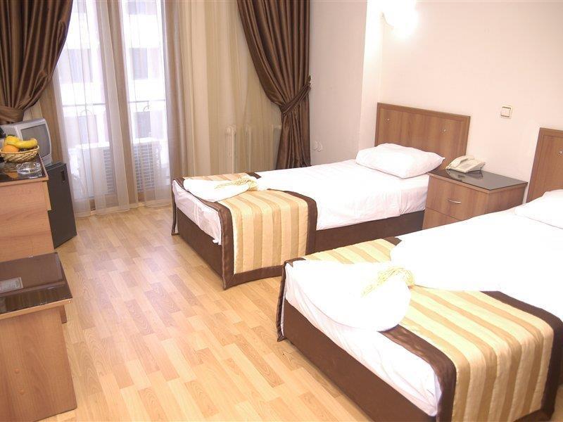 Beyaz Kugu Hotel อิสตันบูล ภายนอก รูปภาพ