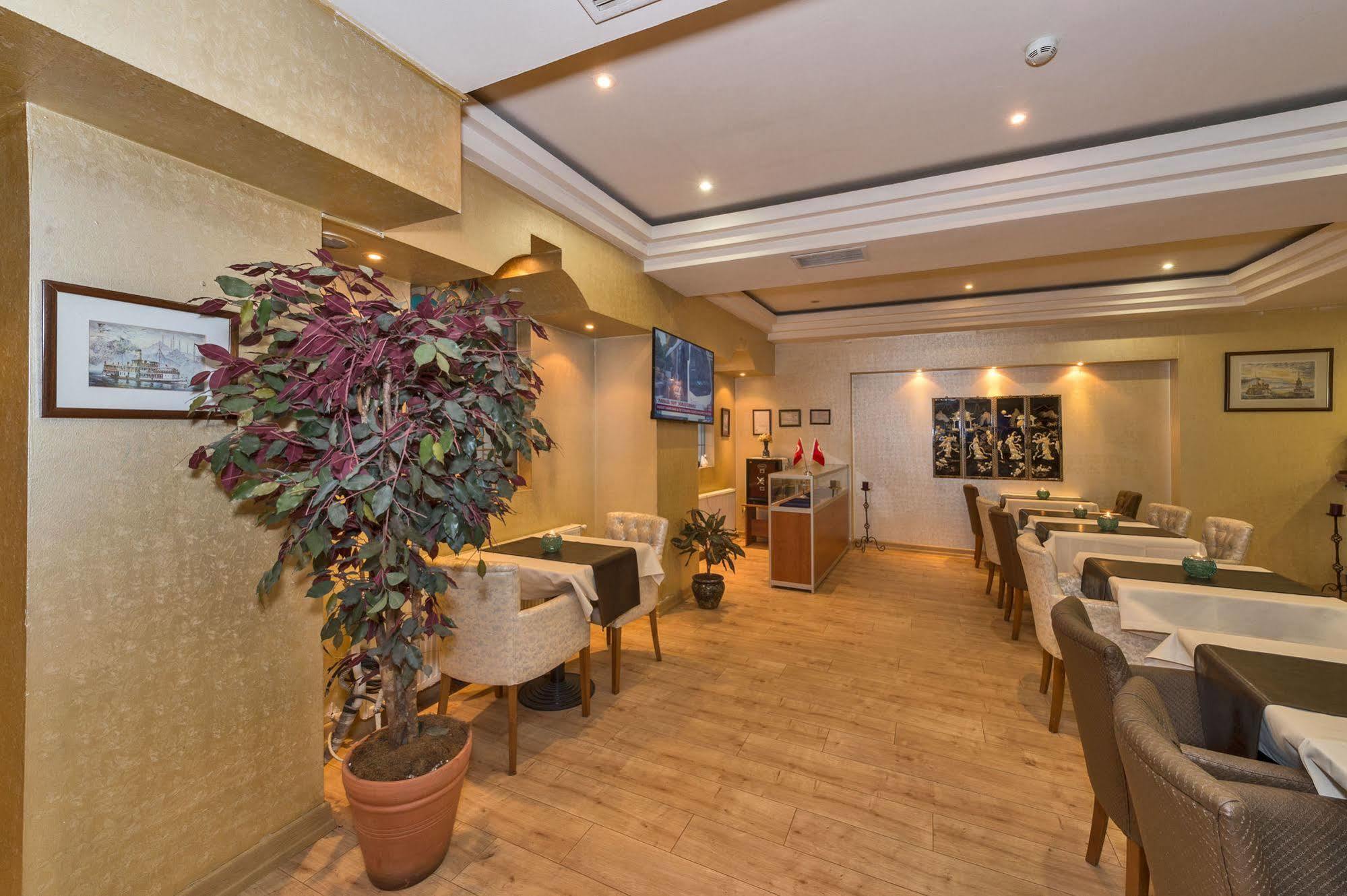 Beyaz Kugu Hotel อิสตันบูล ภายนอก รูปภาพ